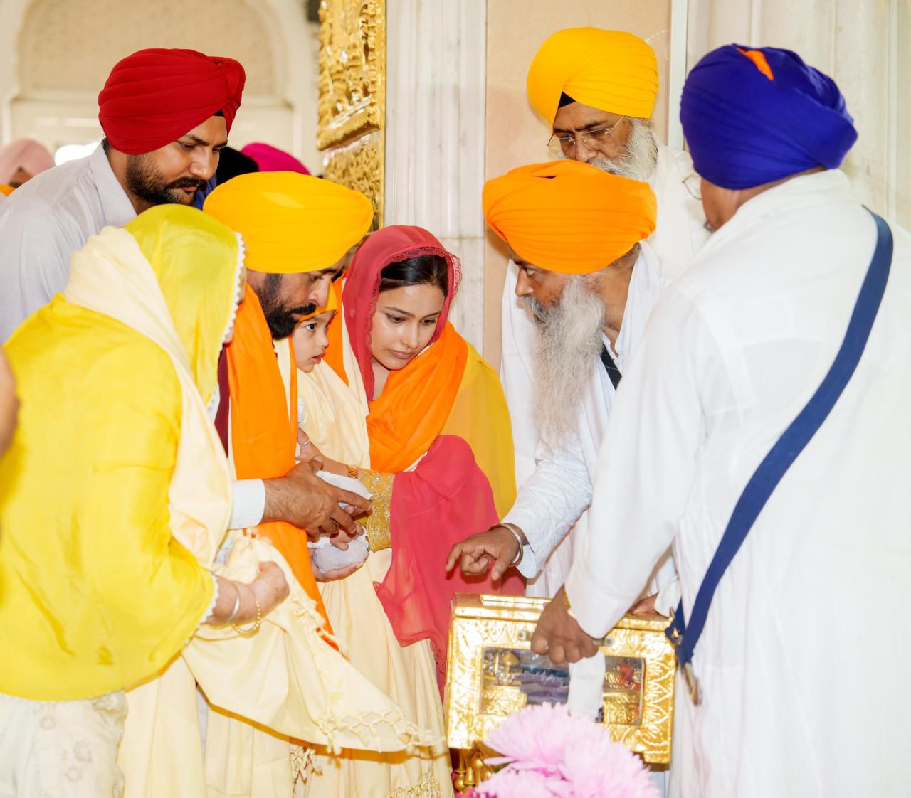 CM pays obeisance at Takht Patna Sahib