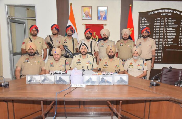 6 pistols heroine recovered in Amritsar
