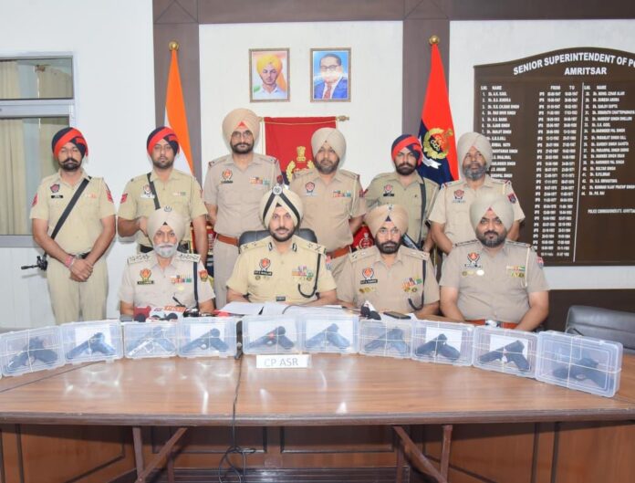 8 arms smugglers nabbed with 11 pistols