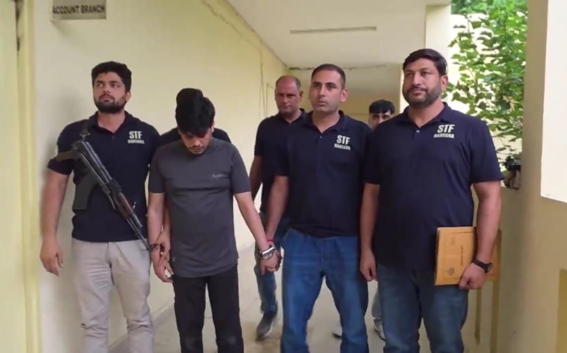 274 fugitive criminals deported back in 7 years